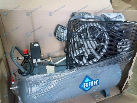 Поршневой компрессор Remeza СБ4/С-100.LB40 фото